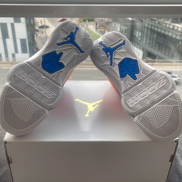 Women’s Jordan Zoom ‘92 - Picture 8 of 8